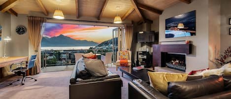 TV, fireplace, DVD player