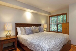 2 chambres, fer et planche à repasser, Wi-Fi, literie fournie