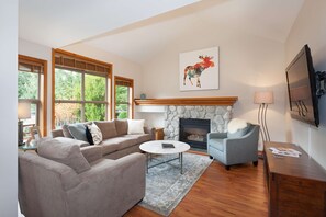 Téléviseur, bureau