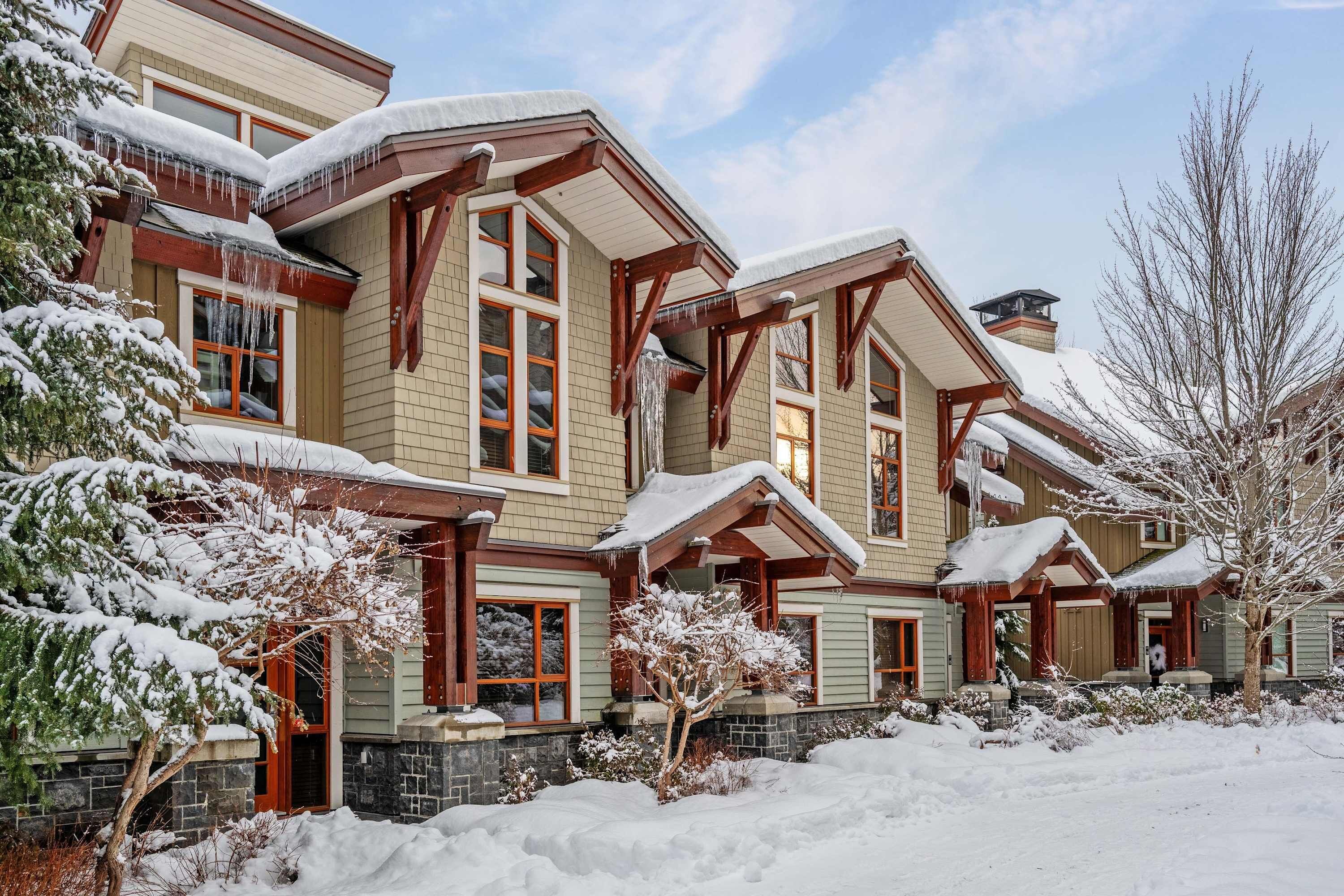 
- Snow-dusted pathways, chalet-style architecture, and mountain calm - Fitzsimmons Walk offers a quiet retreat just moments from the energy of Whistler Village.