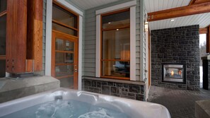 Bain à remous intérieur