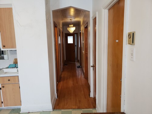 Apartment near Metro Monk Station