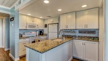 Condo, 2 Bedrooms | Private kitchen | Fridge, microwave, oven, dishwasher