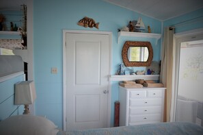 WiFi、ベッドシーツ