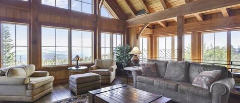 TV, peis og DVD-spiller