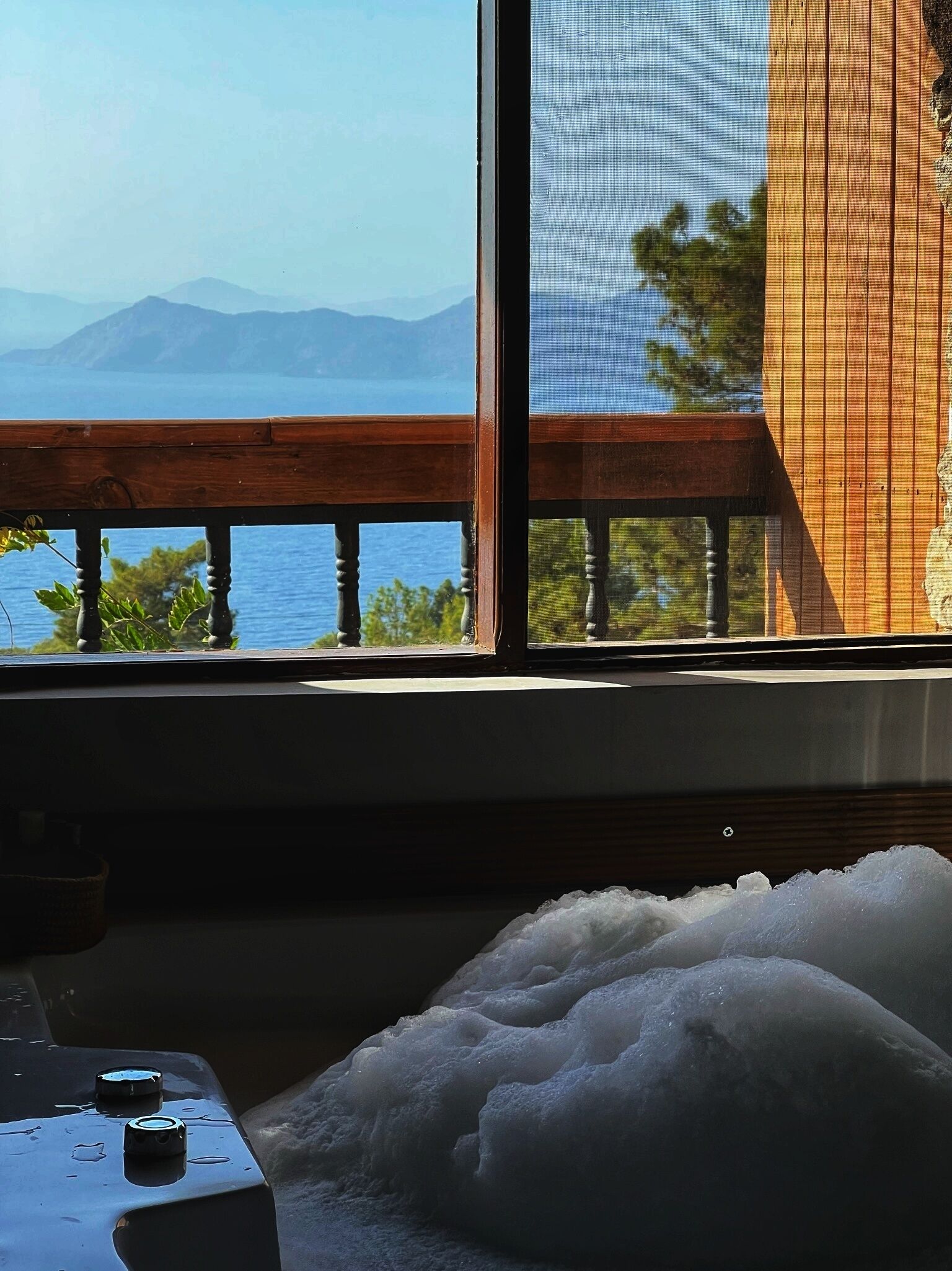 Romantic Room, 1 Queen Bed, Jetted Tub, Sea View | Bathroom