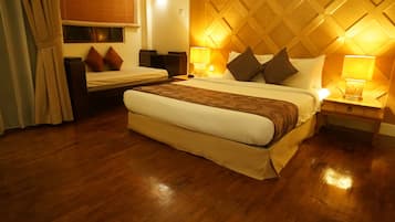 Chambre Double Deluxe, vue mer | Coffres-forts dans les chambres, rideaux occultants
