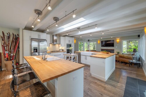 Squaw Valley Paradise ** - kylpytynnyri **