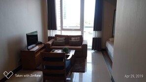 TV - Monthly / weekly residence (Lapu-Lapu City)