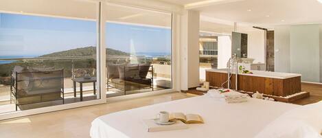 4 bedrooms, in-room safe, iron/ironing board, travel crib