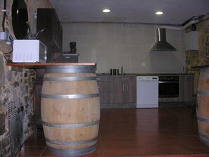 Frigorífic, microones, forn i placa de cuina 