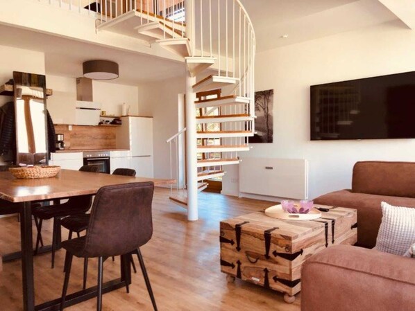 TV - (310/3) 3- room apartment - apartment house Mecklenburg (Kühlungsborn)