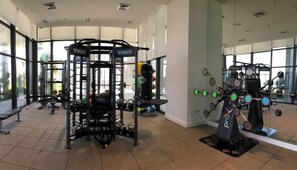 Fitness facility - Gorgeous modern apartment in the heart of Miami (Miami)