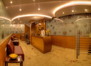 Reception - Hotel Aditya Mysore (Mysore)