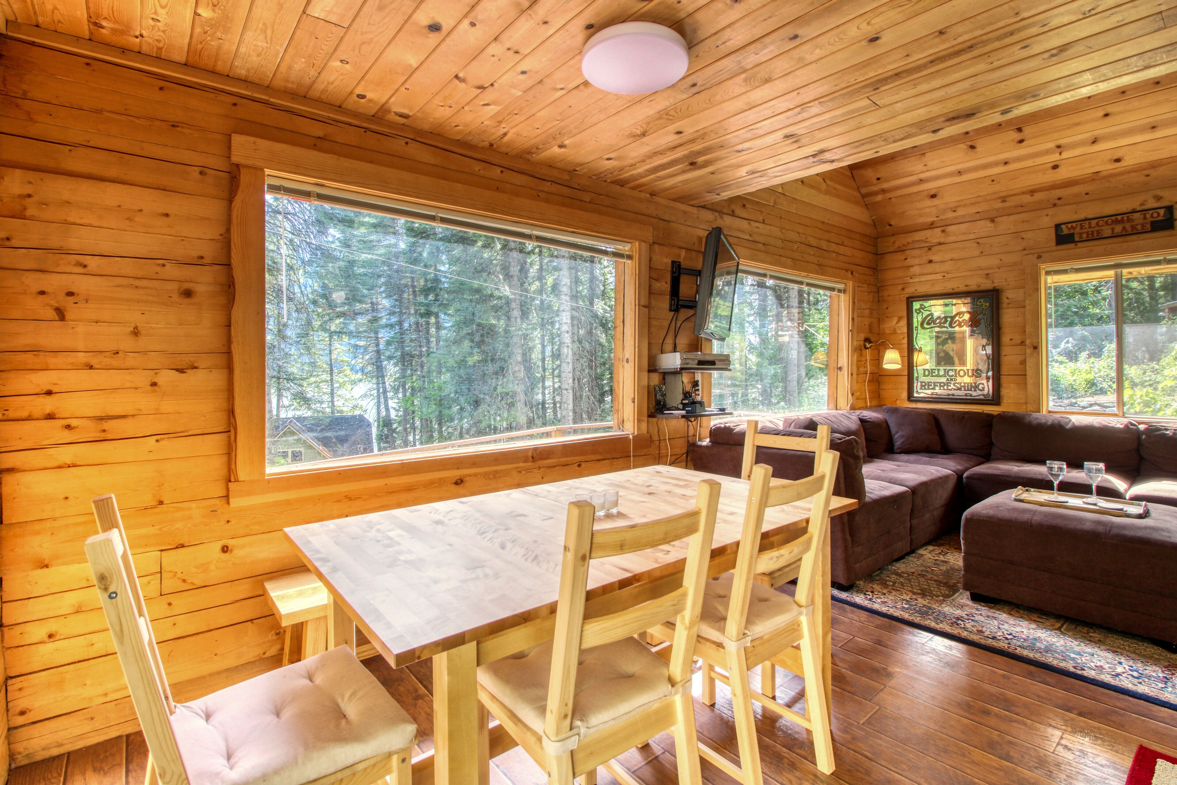 Top 16 PetFriendly Cabins In Washington State, USA Updated 2024