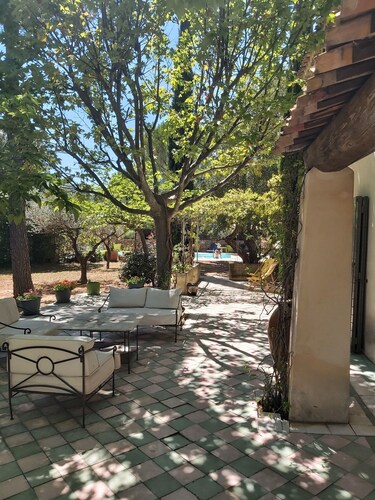 Provencal house near Aix en Provence 