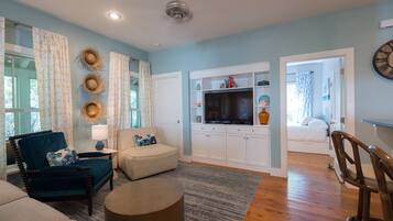 Una Smart TV, libros