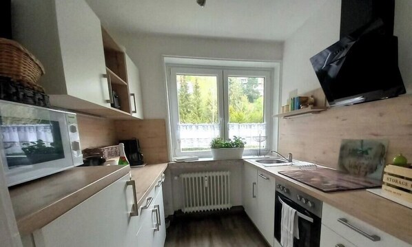 Imagen sin descripción, 1 de 8, botón