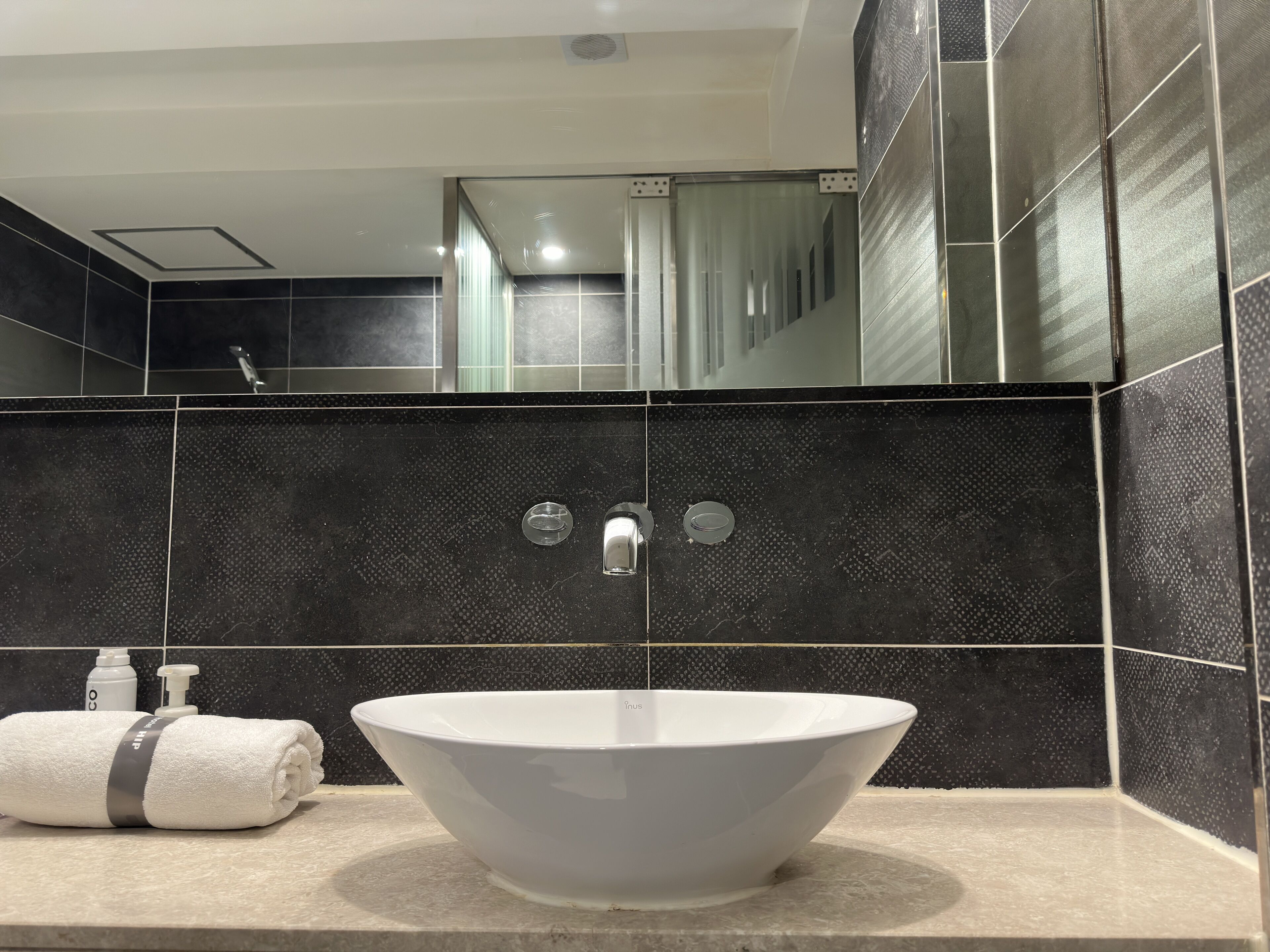 suite (massage chair under repair) | 1 bedroom, desk, free wifi