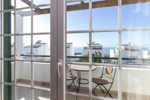 View from property - Whole house, 2. Beachfront suite with sea views and private garden. (Santo Isidoro)