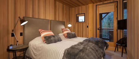 4 soverom, strykejern/-brett, wi-fi og sengetøy