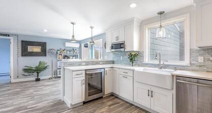 Bellamente remodelado nuevo en el mercado a pie de Scarborough Beach con aire acondicionado