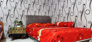 Deluxe Room | Desk, free WiFi - Dharmawati Homestay (Sidoarjo)