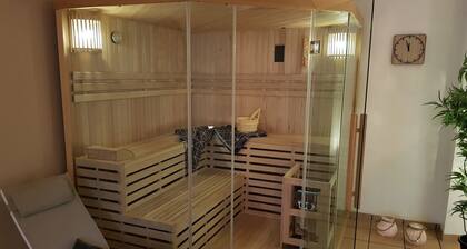 Large, bright vacation apartment in the Lüneburg Heath with pool house and 2 balconies