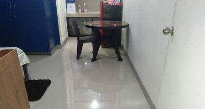 Transient Studio-Apartment w / WIFI gut für max von 4