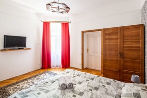 Superior Apartment | 1 bedroom, iron/ironing board, free WiFi, bed sheets - Nice apartment at the center (Lviv)