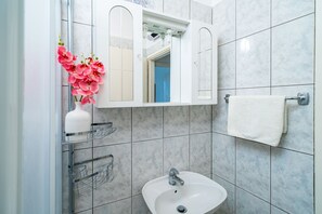 Haartrockner, Handtücher