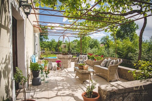 Village Villa M**** with an authentic touch and a pool on Krk