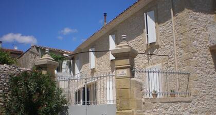 LA MAISON DE PAPÉ Casa Rural por habitaciones: GÎTE TERRASSE