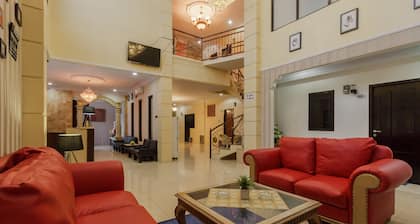 RedDoorz Plus near Pantai Malalayang Manado