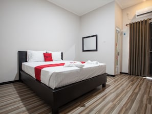 Escritorio y wifi gratis