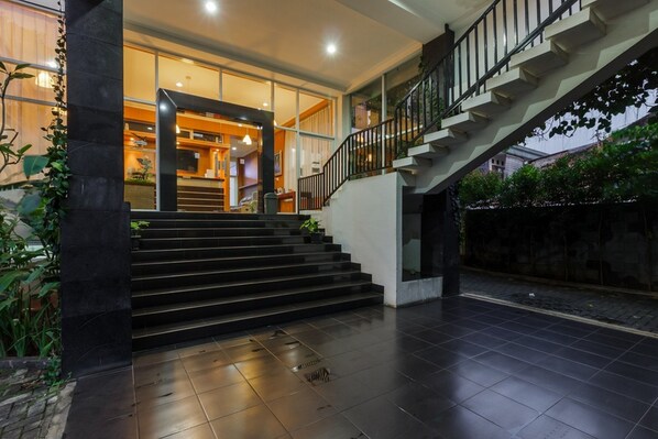 Entrée de l’hébergement