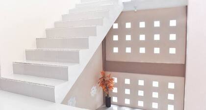 RedDoorz Syariah near Batu Night Spectacular