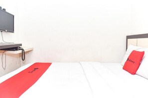 Desk, free WiFi, bed sheets