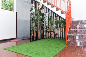 Interior - RedDoorz Syariah near Gelora Delta Sidoarjo 2 (Sidoarjo)