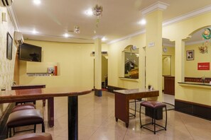 Interior - RedDoorz Plus near Ancol (Jakarta)