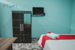 Habitación doble | Escritorio y wifi gratis