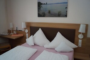 Bureau, Wi-Fi gratuit, draps fournis