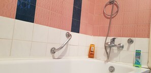 Căn hộ dành cho gia đình, quang cảnh núi | Bồn tắm ngâm
