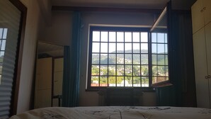Soundproofing, iron/ironing board (on request), WiFi (free) - Bluewhite Apartment (Sarajevo)