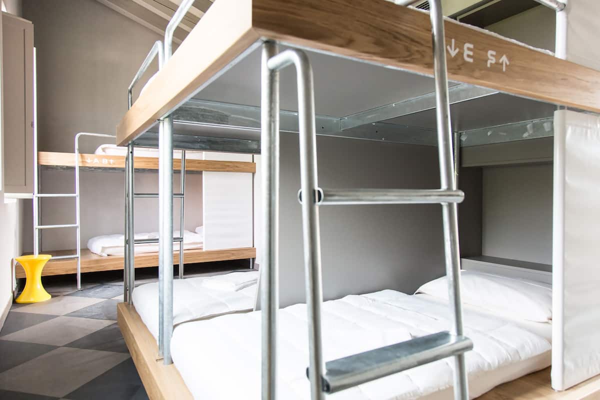 Ropa de cama y acceso para silla de ruedas