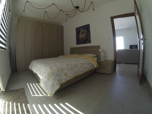 1 quarto, ferros/tábuas de passar roupa, Wi-Fi, roupa de cama