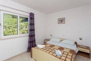 2 bedrooms, Internet, bed sheets - Apartments Villa Dingač-Borak - Standard Two-Bedroom Apartment with Balcony (Potomje)