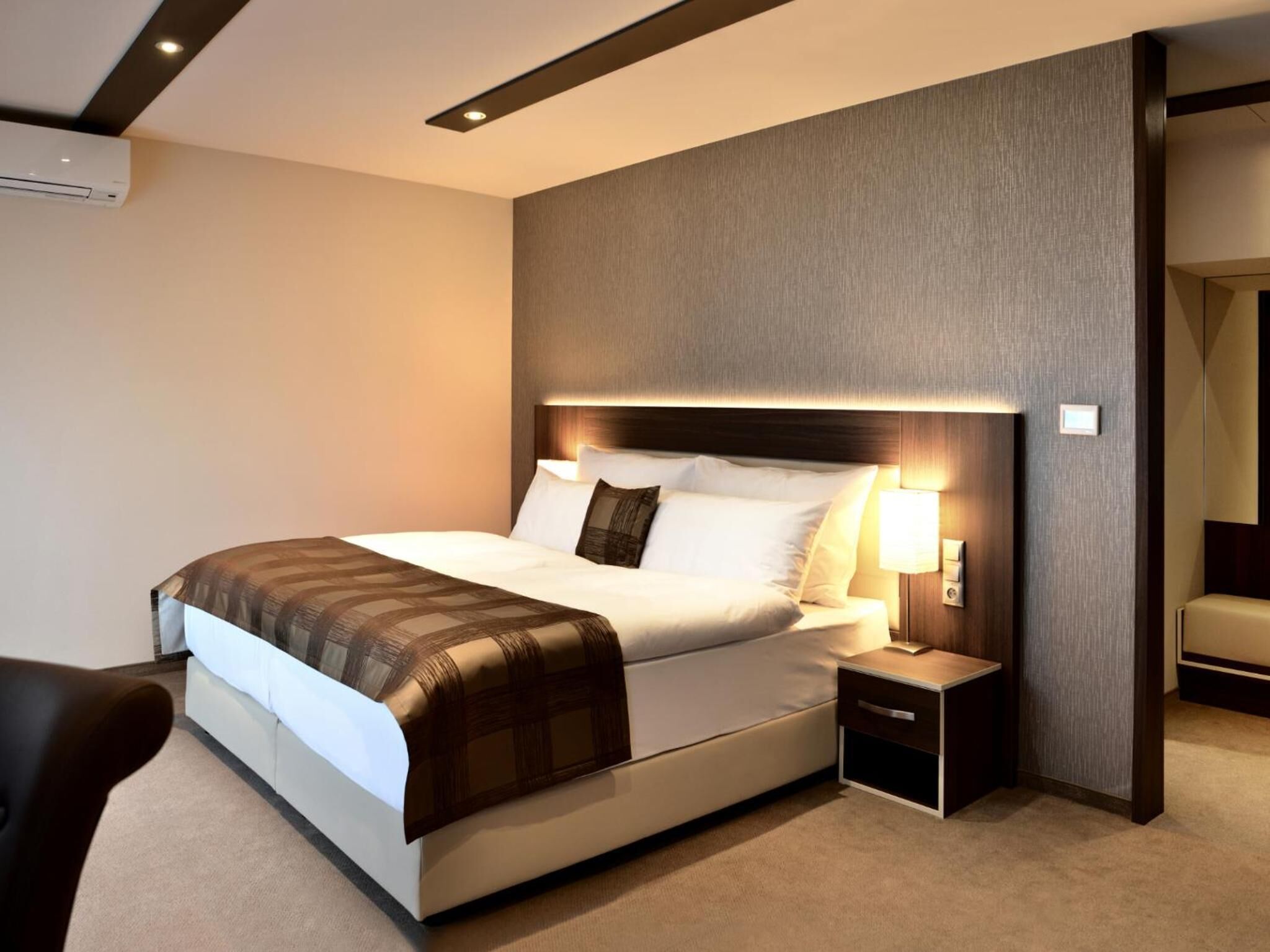 1 bedroom, minibar, in-room safe, desk