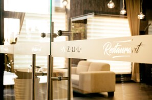 Imagen sin descripción, 3 de 57, botón