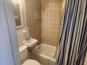 Duschwanne, Handtücher